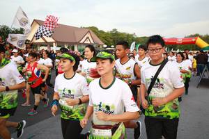 BIB: 
                            <button type="button" onclick="openModal(3530731)" class="btn btn-primary btn-sm float-right btn-popup" data-toggle="modal" data-target=".modal-high-quality">
                        <i class="fas fa-shopping-cart"></i> Add to Cart
                    </button>
                                            <button type="button" onclick="isThisMe(3530731, true)" class="btn btn-success btn-sm float-right btn-popup btn-isme hidden" data-toggle="tooltip" data-placement="bottom" title="นี่คือรูปของคุณใช่ไหม คลิกที่นี่เพื่อเอาเข้าอัลบั้ม">
                        <i class="fas fa-plus"></i> Add to album
                    </button>
                    <button type="button" onclick="isThisMe(3530731, false)" class="btn btn-warning btn-sm float-right btn-popup btn-isnotme hidden">
                        <i class="fas fa-ban"></i> Remove from album
                    </button>